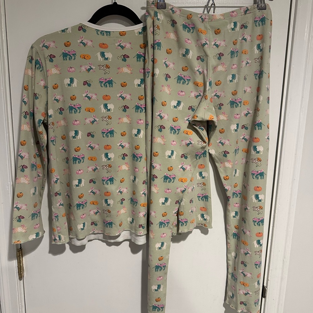 Roller Rabbit Pajama Set - Picture 2 of 2